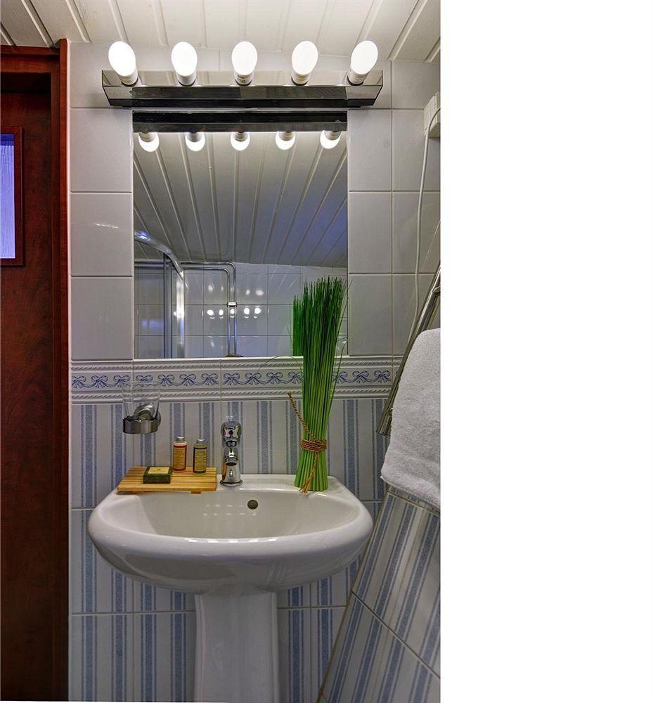 Hotell M/S Monika Stockholm Luaran gambar