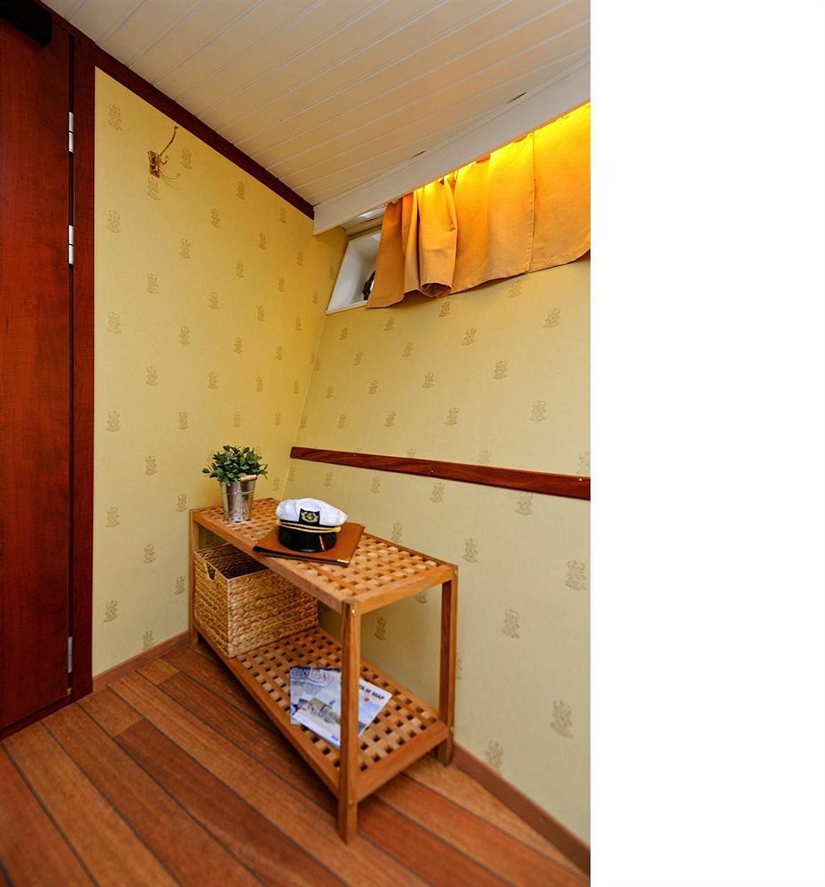 Hotell M/S Monika Stockholm Luaran gambar